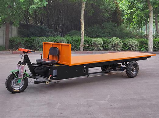 使用電動(dòng)平板車(chē)需要注意避免超載和行駛速度過(guò)快等情況